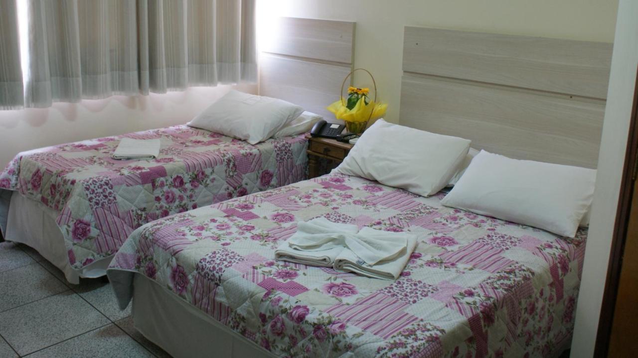 Hotel Cheiro Da Terra ซานตาบาร์บารา ดูเวสชิ ภายนอก รูปภาพ